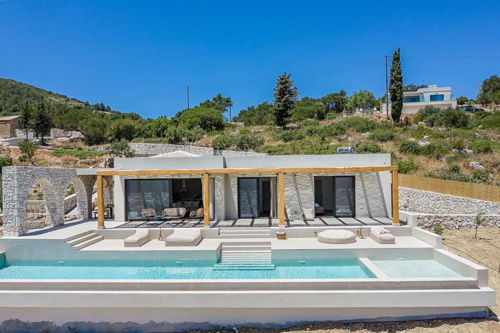 Invest in a luxury villa in Zante with garden, pool and stunning sea views 1233362905