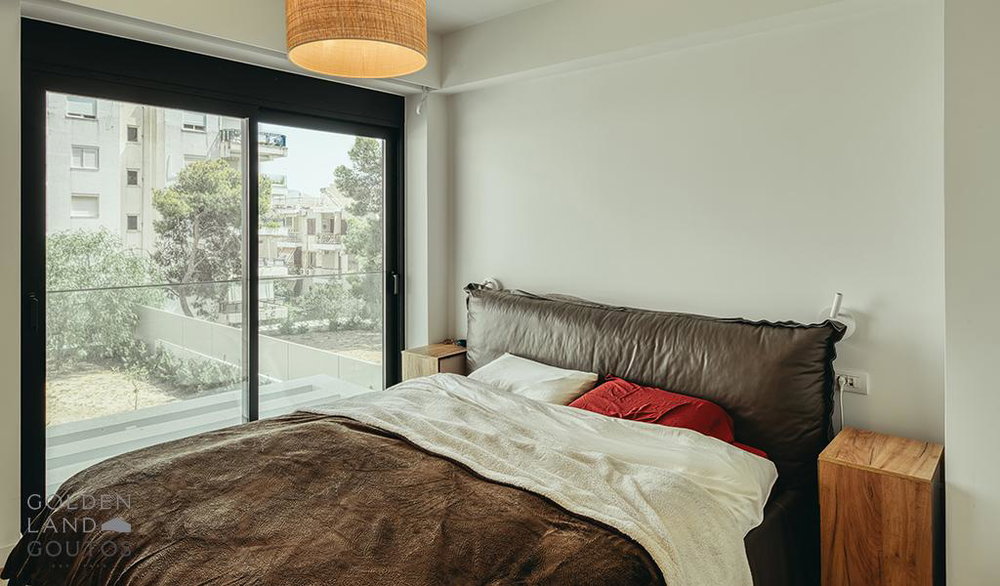 Seraphic Maisonette for sale in Athens 1259741994