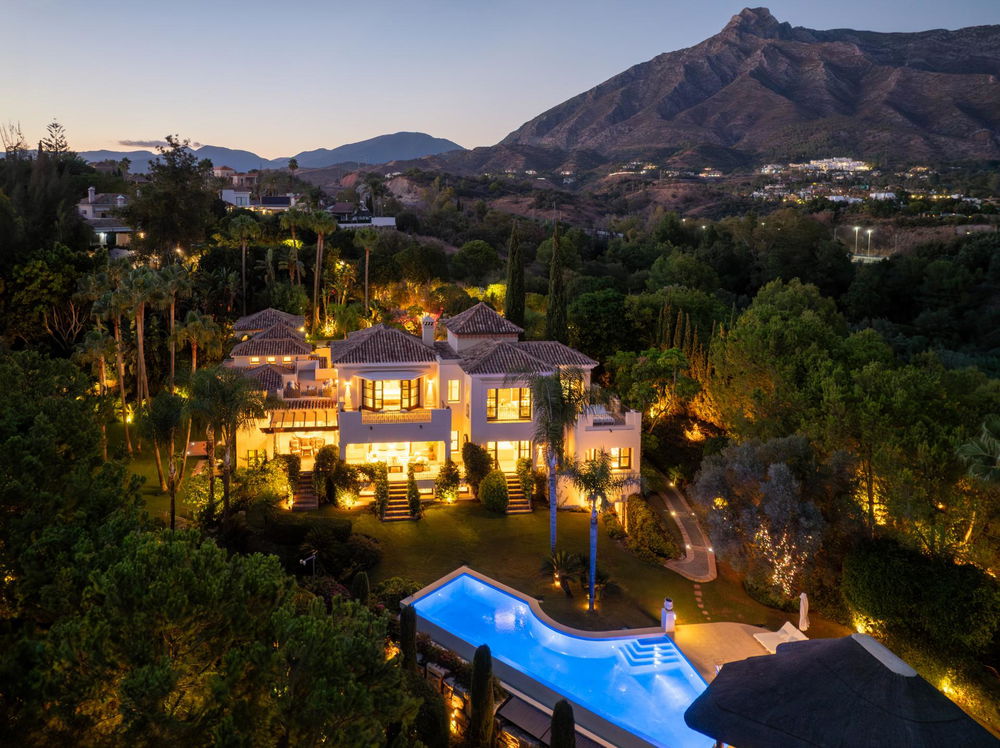 Villa in Marbella, Marbella Golden Mile – 6 bed – EUR 8.95M 1323485073