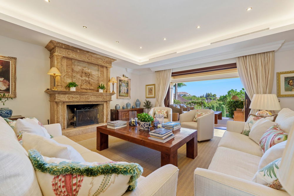 Villa in Marbella, Marbella Golden Mile – 6 bed – EUR 8.95M 1323485073