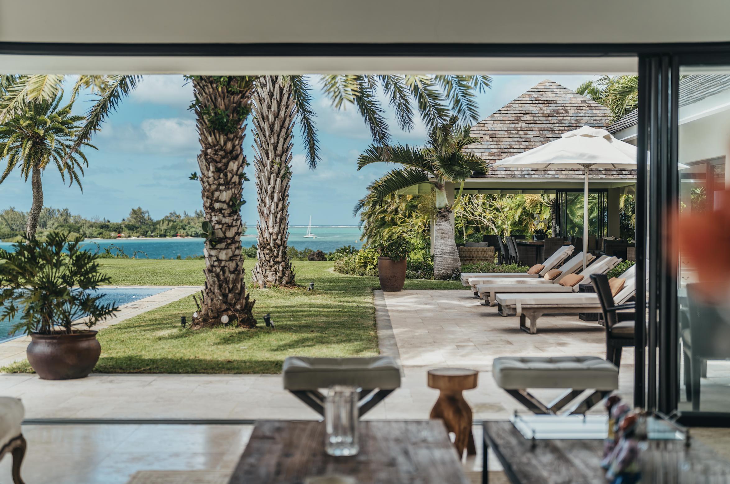 Magnificent villa with sea and golf views for sale at Anahita Golf Resort, Mauritius 1348169209