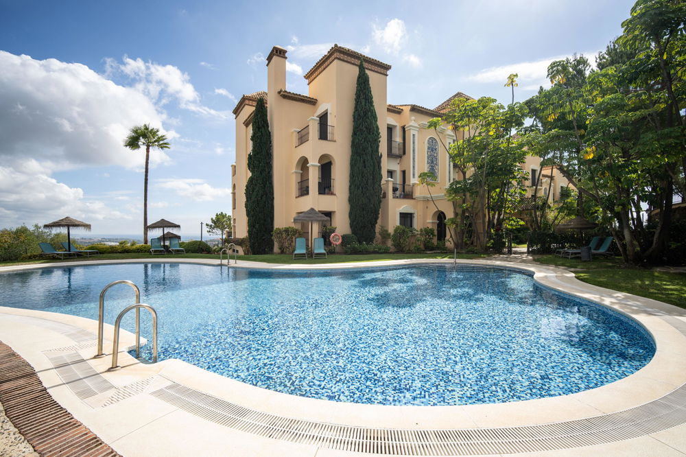 For sale: 3-bedroom penthouse with sea and golf views in la quinta, Spain 1377350939