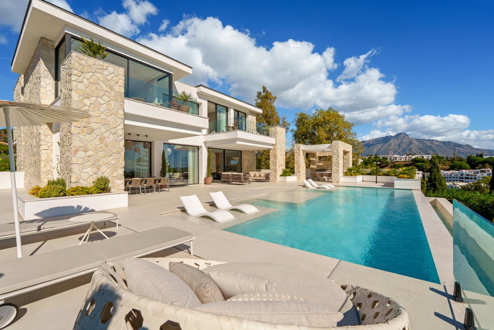 Luxury villa for sale in La Quinta, Benahavis | Tresora Villa B 1385045804