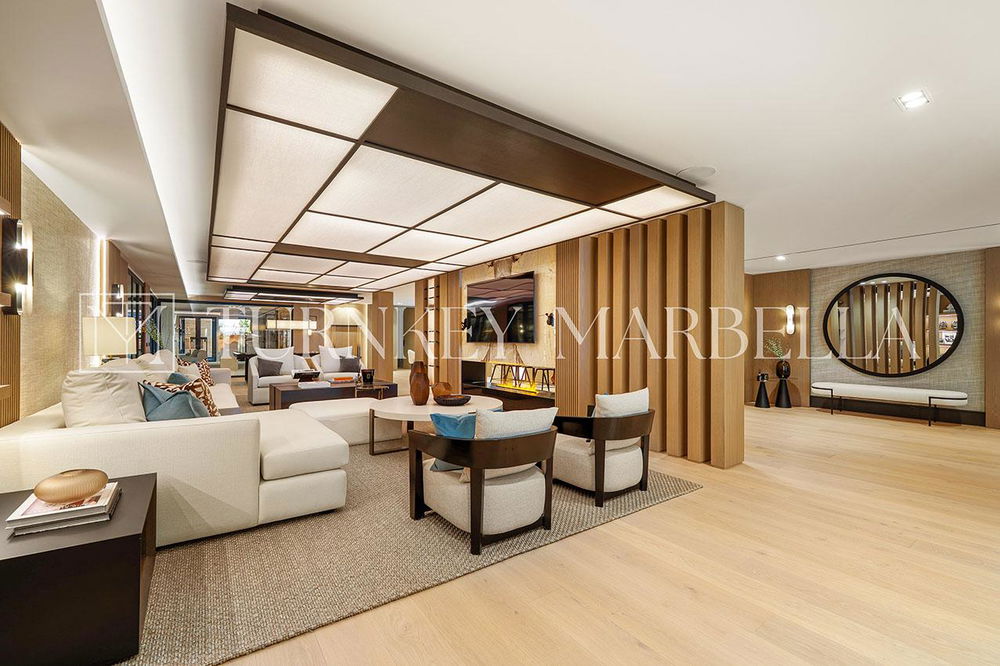 Villa in Marbella, Nueva Andalucia – 8 bed – EUR 20.50M 1388603284