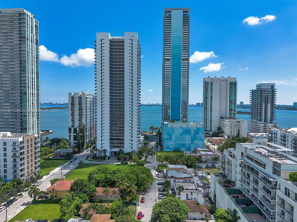 For sale an absolute luxury flat with breathtaking views at Missoni Baia in Miami 1441365084