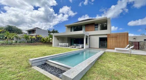 Luxurious Golf Estate Villa in Mauritius – Where Elegance Meets Championship Living 1451380612