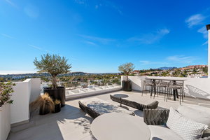Villa in Marbella, Nueva Andalucia – 3 bed – EUR 3.15M 1543542716