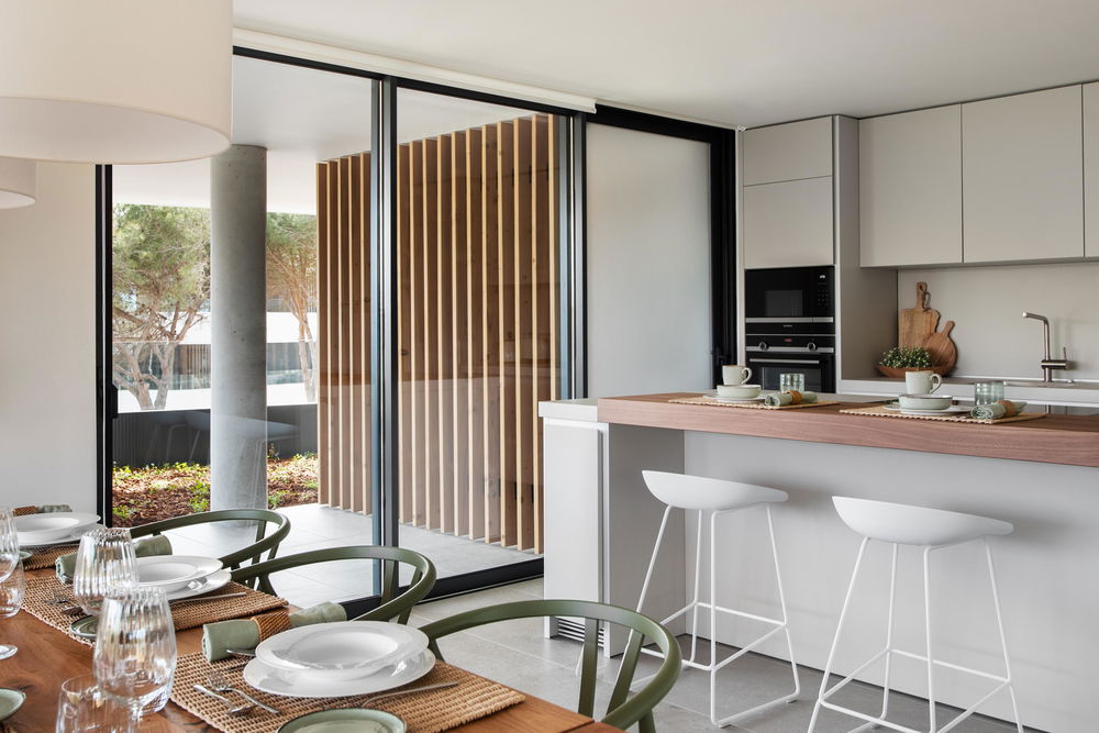 3-Bedroom Apartment for Sale in Sotogrande with Private Garden and Spacious Terrace 155624504