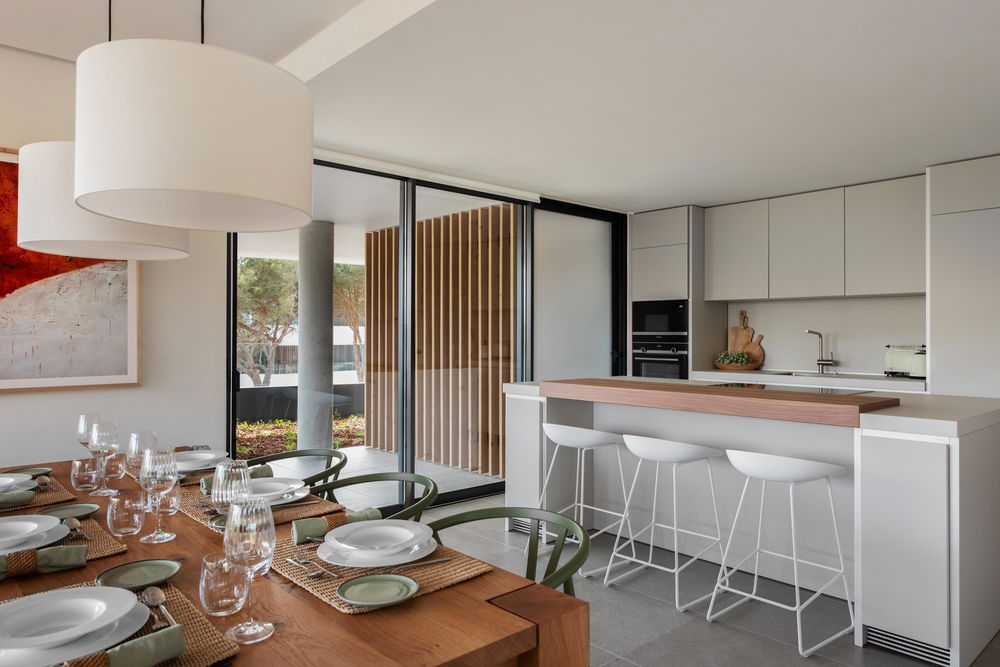 3-Bedroom Apartment for Sale in Sotogrande with Private Garden and Spacious Terrace 155624504