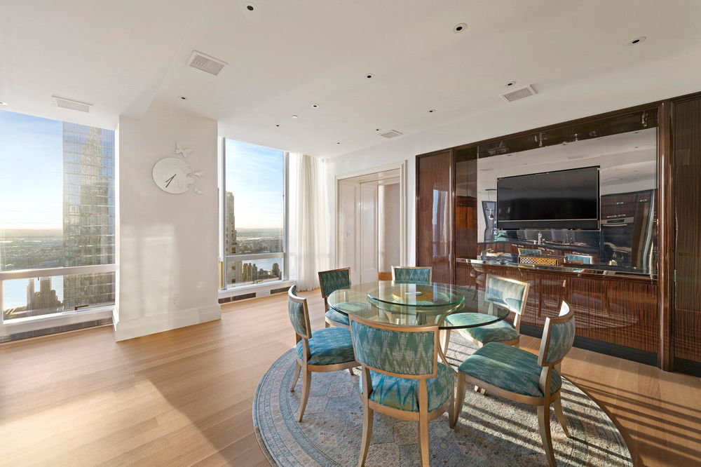 FULL FLOOR BILLIONAIRE’S ROW PENTHOUSE 158865557