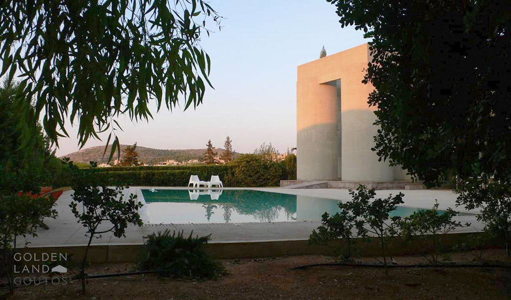 Villa Elegante Varkiza for sale in Athens 1606474125