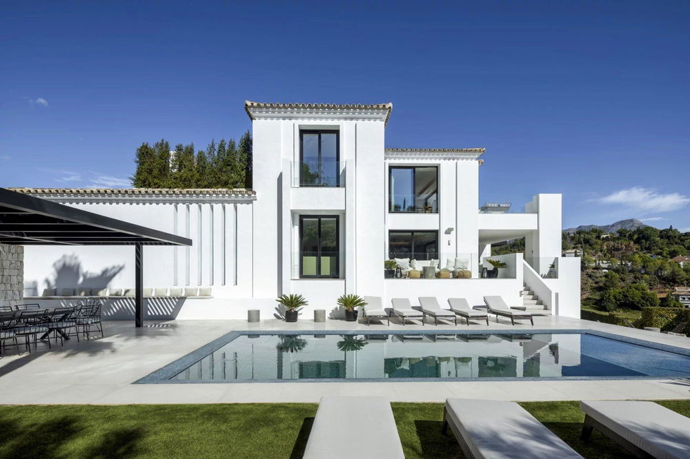 For sale: Spectacular villa with sea view in El Madroñal – Spain 1683679512