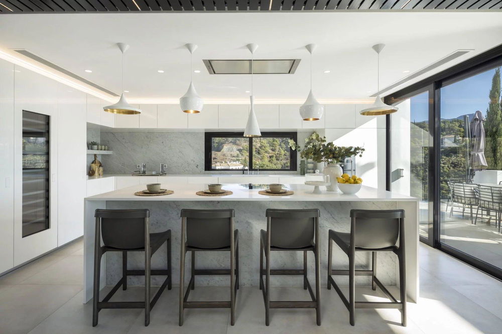 For sale: Spectacular villa with sea view in El Madroñal – Spain 1683679512