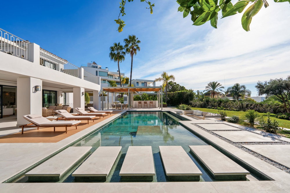 Luxury villa for sale in La Quinta, Benahavis | Villa Agata 1710120759
