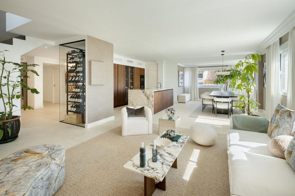 Sea-view penthouse for sale in Marbella Golden Mile, Marbella | Costa PH 1715287891