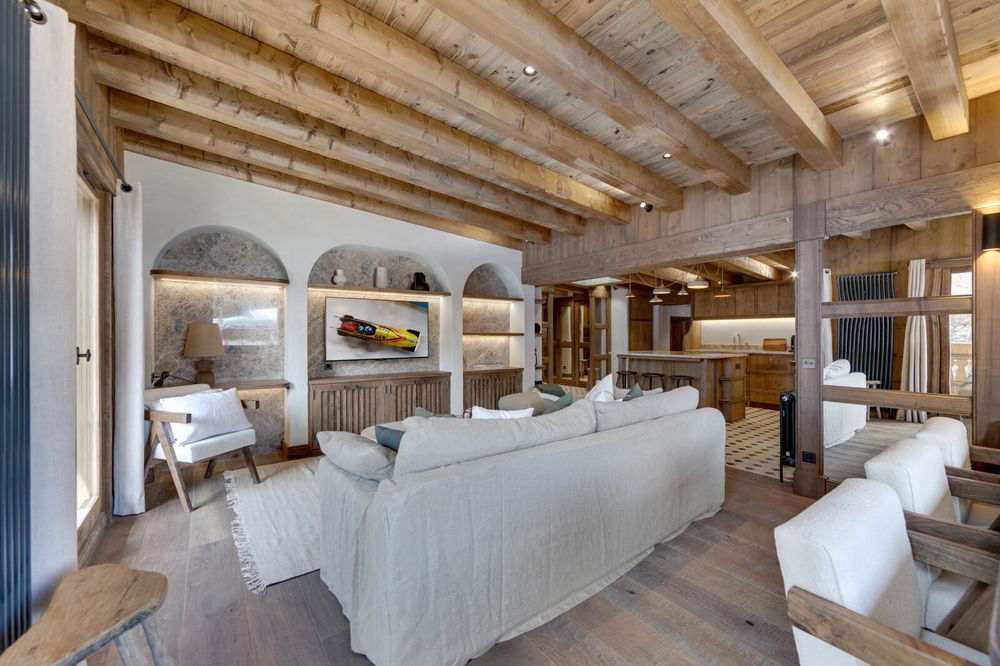 Renovated apartment with mountain views in Val d’Isère 1772736135