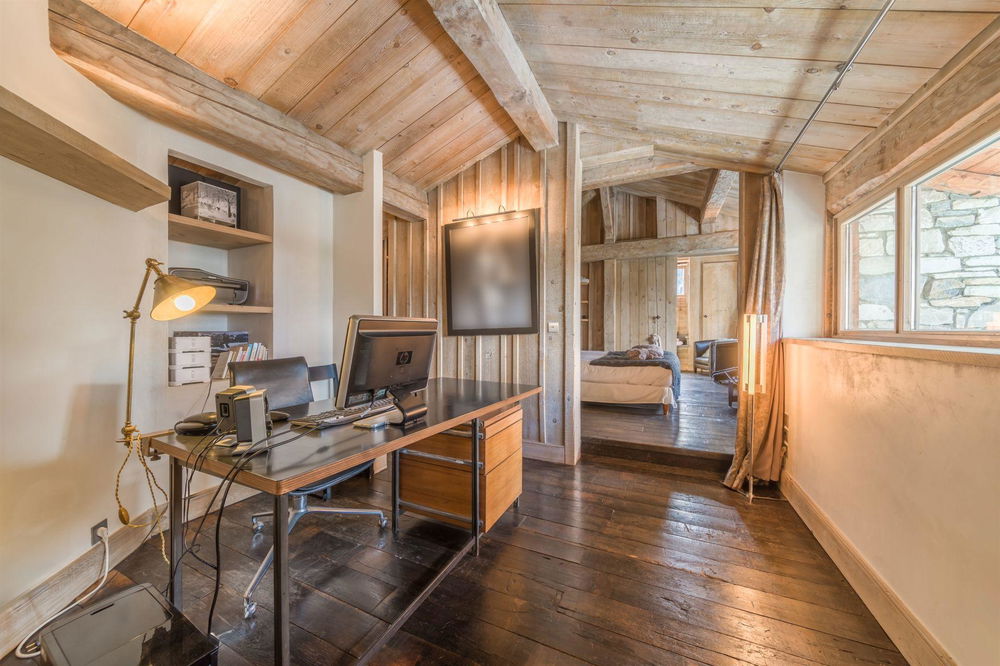 Chalet with pool and spa for sale in Val d’Isère 1809022257