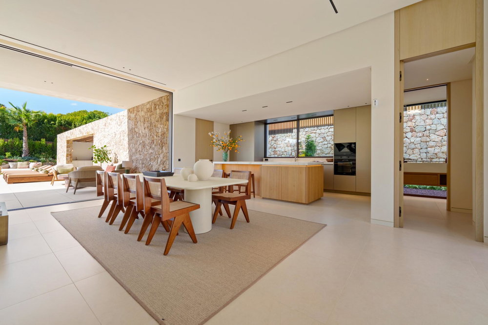 Sea-view villa for sale in Marbella Golden Mile, Marbella | Casa Cazorla 1818937607