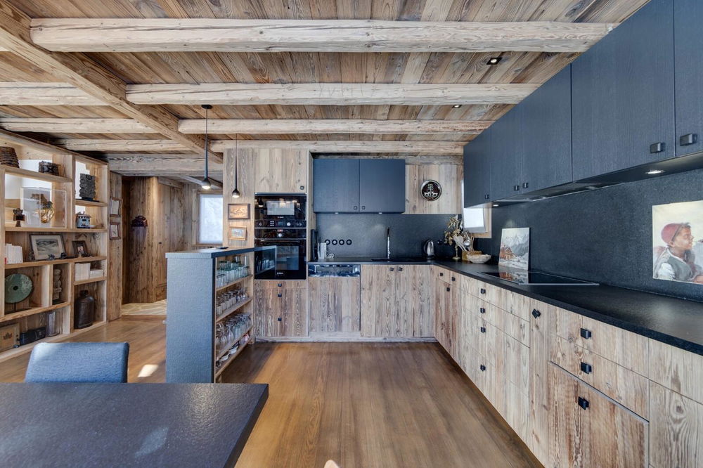 Mountain Prestige and Elegance – Exceptional chalet with sauna in Val-d’Isère 1924541154