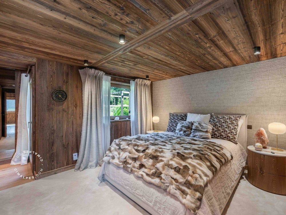 For sale: Luxury chalet with breathtaking views of Mont Blanc 1963158818