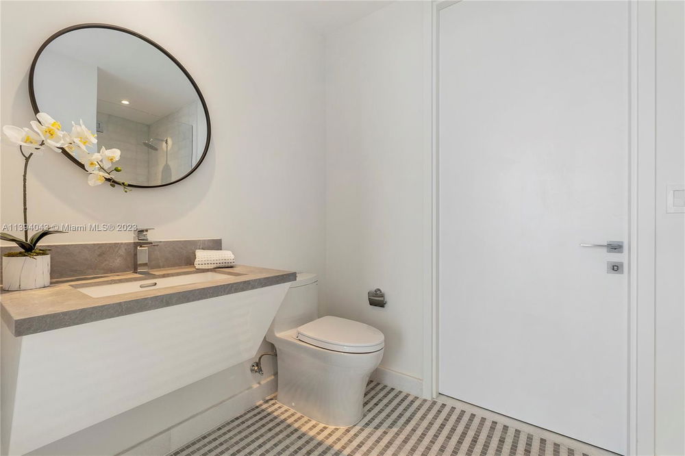 For sale at Missoni Baia, a luxury serviced flat with stunning views in Miami 1973965969