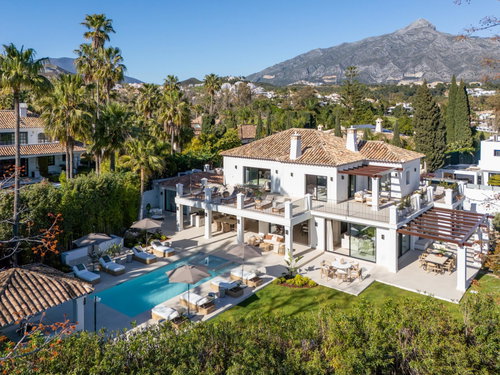Luxury villa for sale in Nueva Andalucia, Marbella | Cerquilla One 1980675719