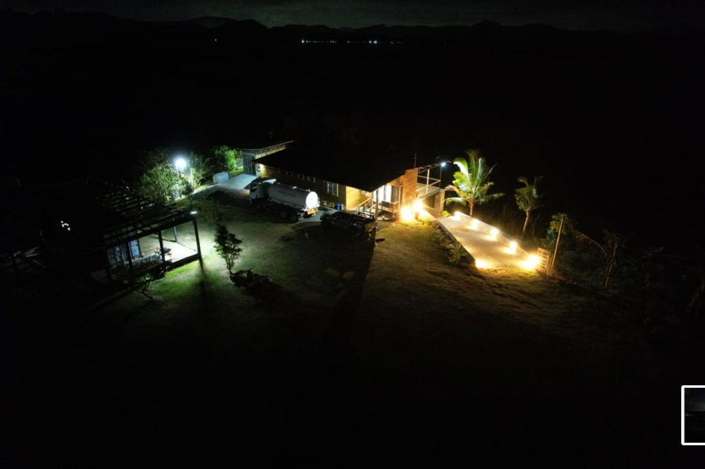 Exceptional Estate with Chalet & 1.5 Hectare Land | Panoramic View | Grand Port 1982261603