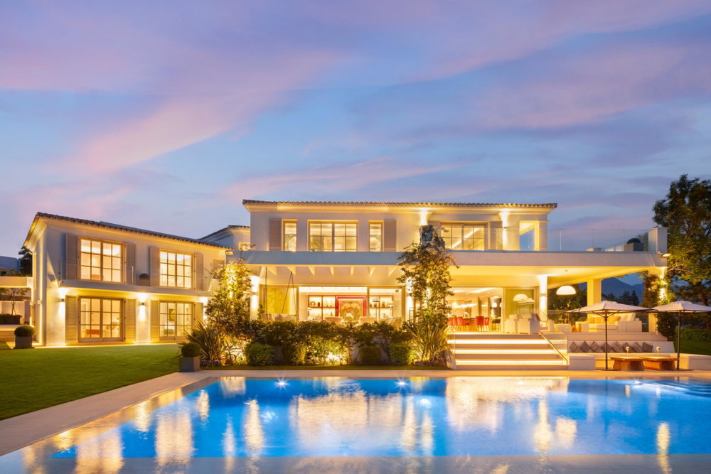 Sea-view villa for sale in Nueva Andalucia, Marbella | Aloha 40 2036397000