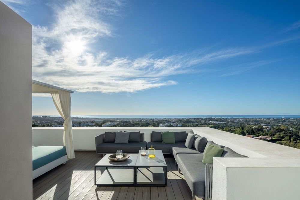 Exceptional Villa with Panoramic Views in El Herrojo Alto, Southern Spain, Marbella 2049963432