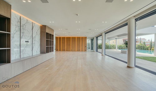 Contemporary Villa in Voula for sale in Athens 2065288178