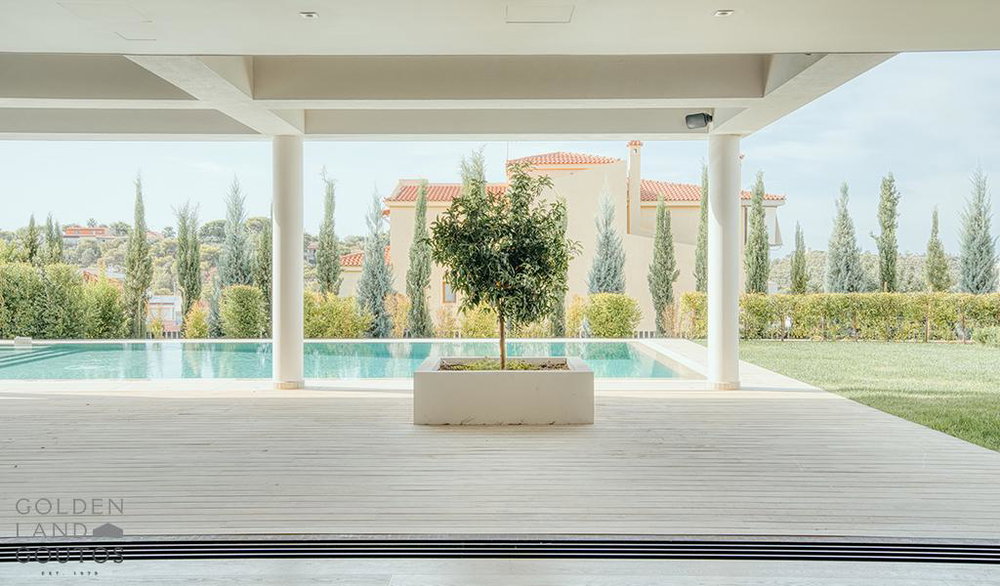 Contemporary Villa in Voula for sale in Athens 2065288178