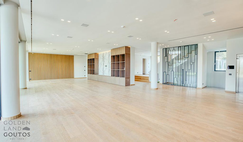 Contemporary Villa in Voula for sale in Athens 2065288178