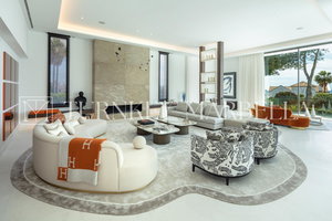 Luxury villa for sale in Marbella Golden Mile, Marbella | Rossini 13 2101962801