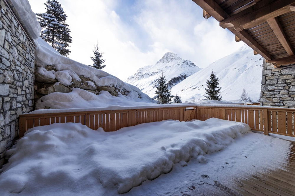 Superb Apartment in Val-d’Isère with Sauna, Hammam and Private Relaxation Area 2204328488