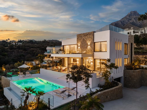 Sea-view villa for sale in Marbella Golden Mile, Marbella | Villa Haven 2209845668