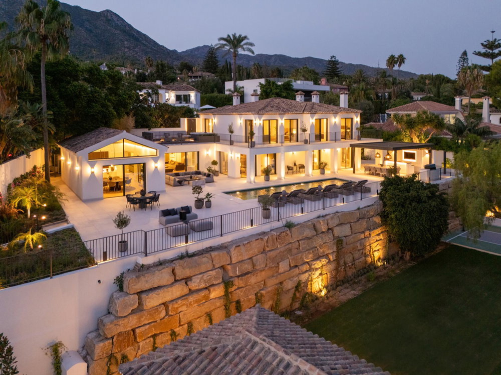 Luxury villa for sale in Marbella Golden Mile, Marbella | Villa Rocio 2263562356