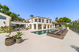 Luxury villa for sale in Marbella Golden Mile, Marbella | Villa Rocio 2263562356