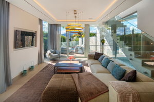 Sea-view villa for sale in Nueva Andalucia, Marbella | Villa Riva 229241905