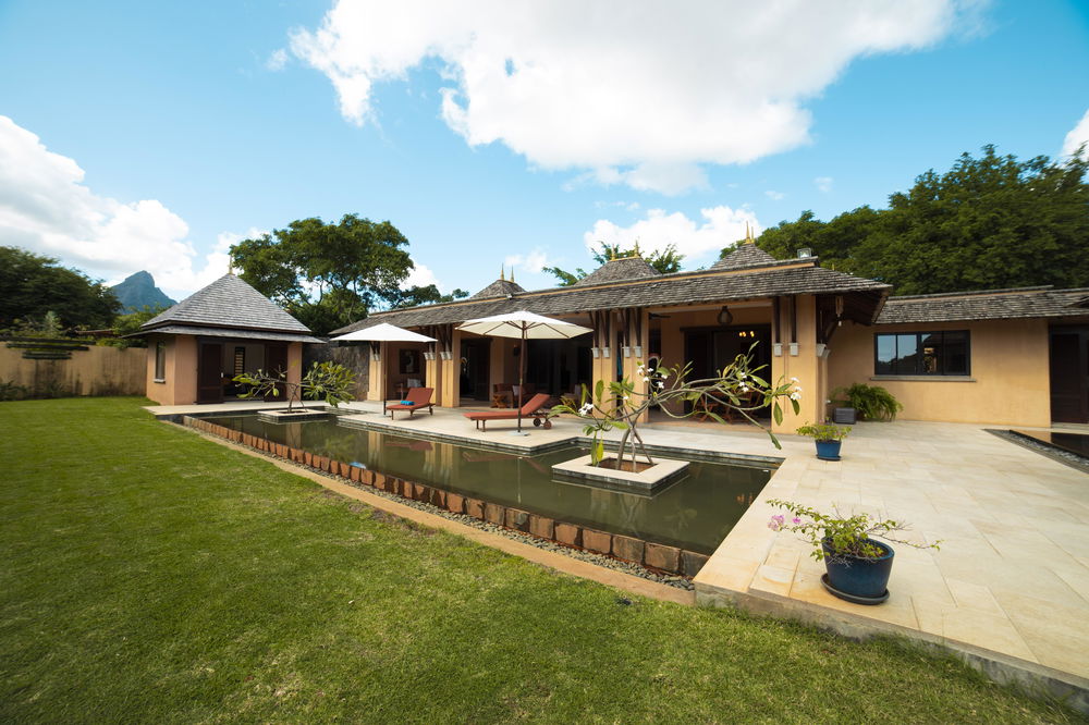 Invest in a modern single-storey villa with swimming pool and stunning mountain view 2310906862