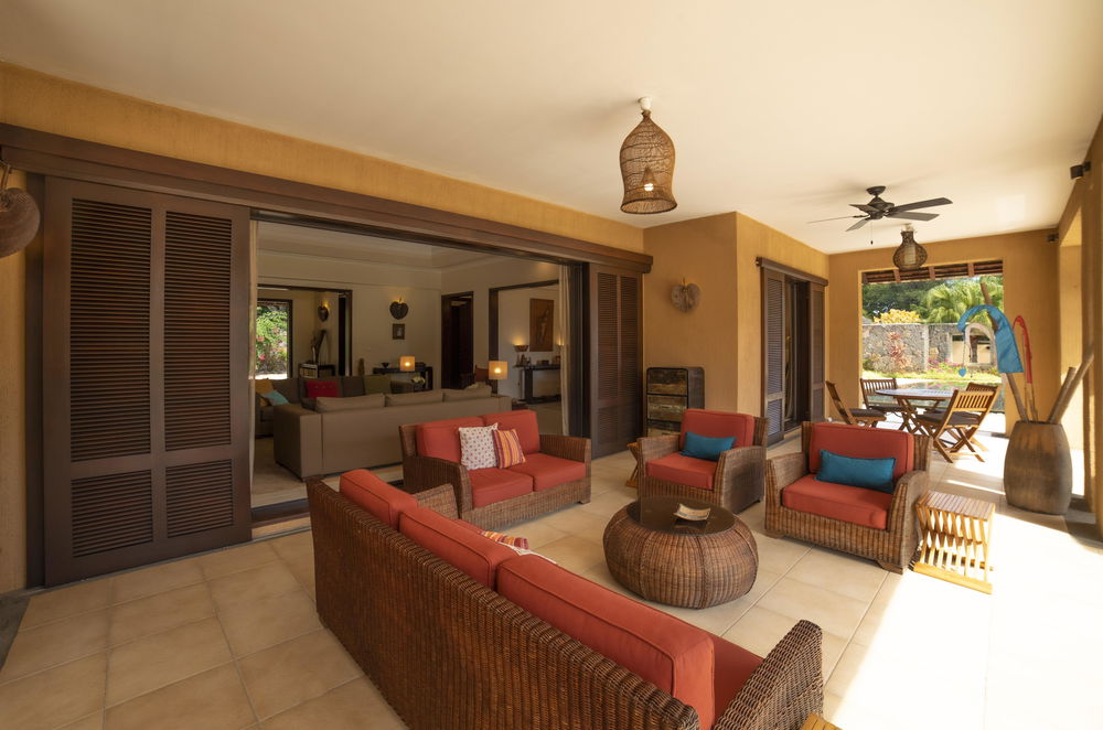 Invest in a modern single-storey villa with swimming pool and stunning mountain view 2310906862