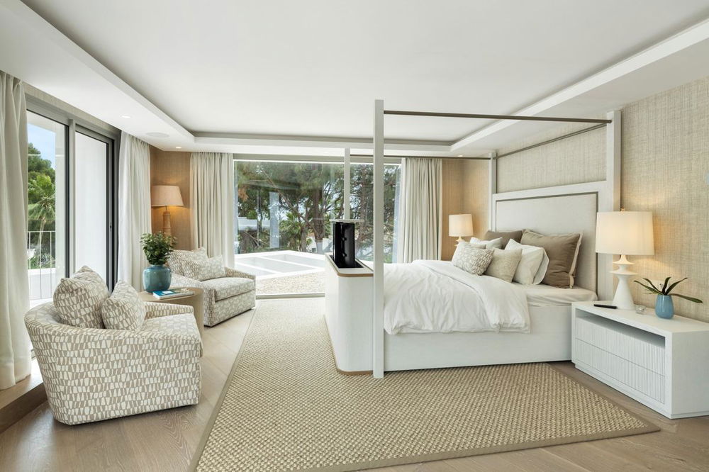 Contemporary villa for sale with mountain views and private tennis court | Rocío de Nagüeles Marbella 2349285061