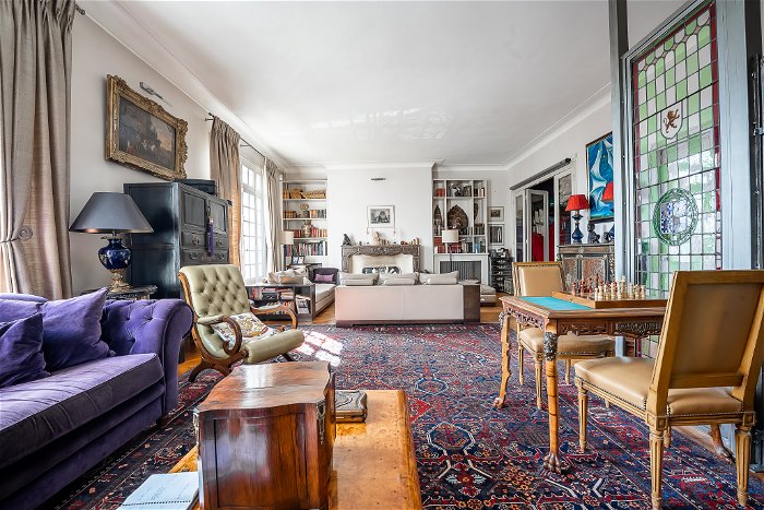 A superb luxury Parisian flat for sale in the 16th arrondissement, France 2355707105