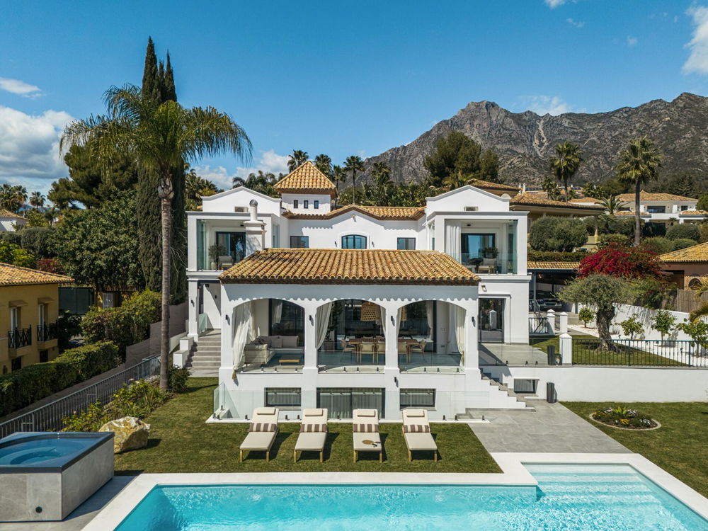 Prestige Mediterranean property in Marbella – Elegance, privacy and refinement on the Golden Mile 2359819223