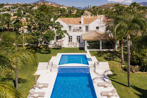Villa for sale in Marbella – Nueva Andalucia | Villa Hermosa 2409785087