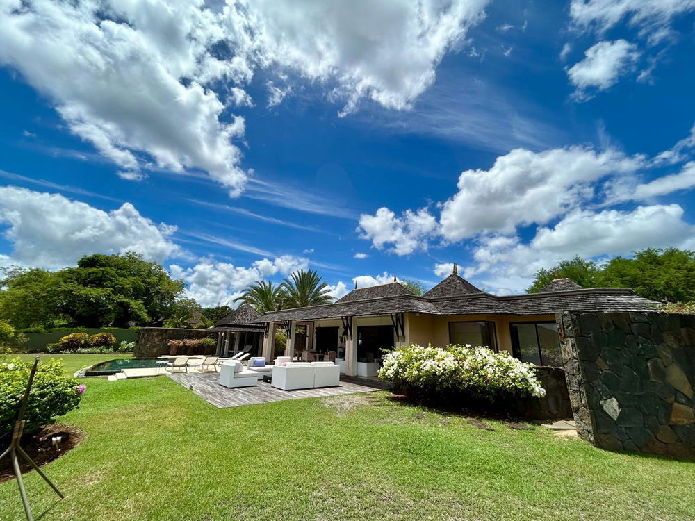 Luxury Villa with Mountain and Golf Views for Sale | Tamarina Golf Resort, Mauritius 241030819