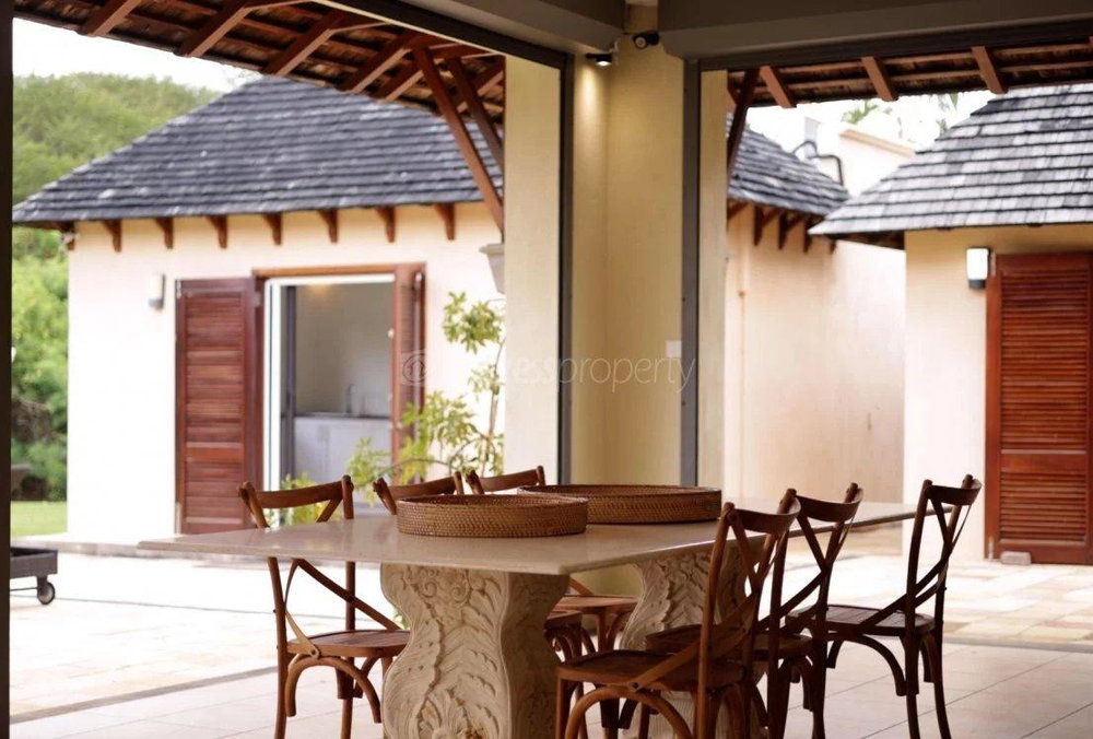 Exceptional Golf House for Sale 2474508599