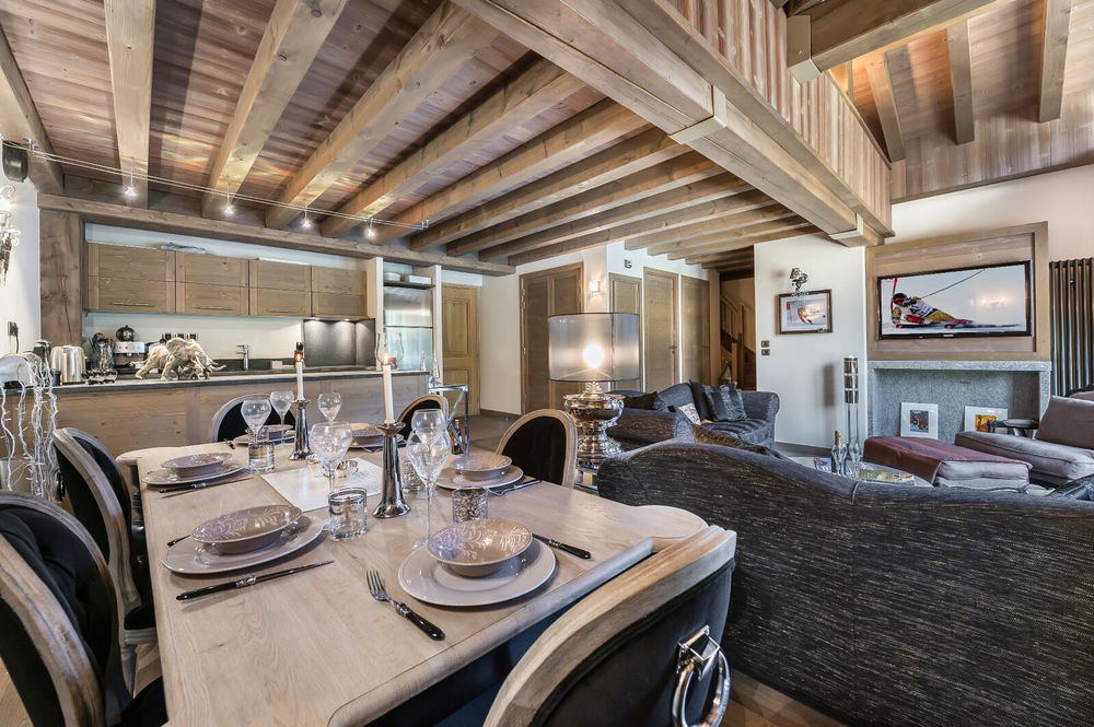 Experience mountain excellence with this prestigious top-floor apartment in Courchevel 2497696208