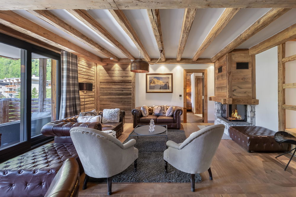Exceptional 3-Bedroom Apartment in Val d’Isère – Central Location, Ski Slope Views & Private Sauna 2505338150
