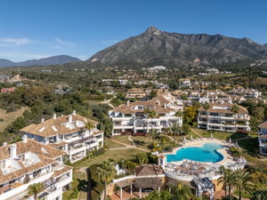 Luxury villa for sale in Marbella Golden Mile, Marbella | Monte Paraiso 2F 2558035425