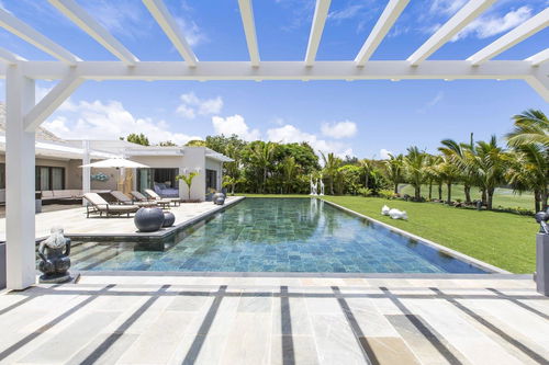Exceptional villa with panoramic golf view at Anahita Beau Champ 2558346881